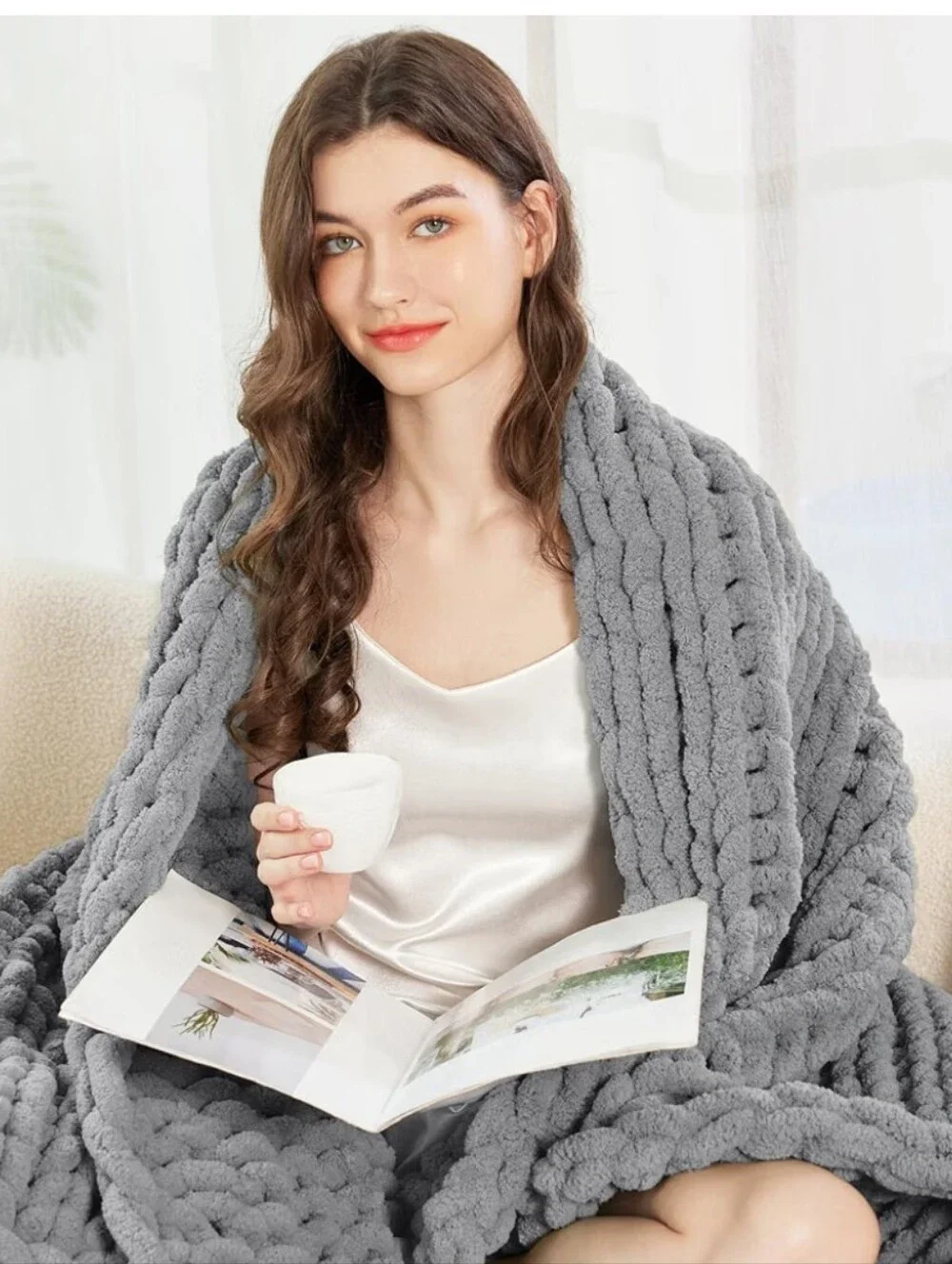 Cozy Chunky Knit Throw Blanket in Grey - Plush Comfort 51x63